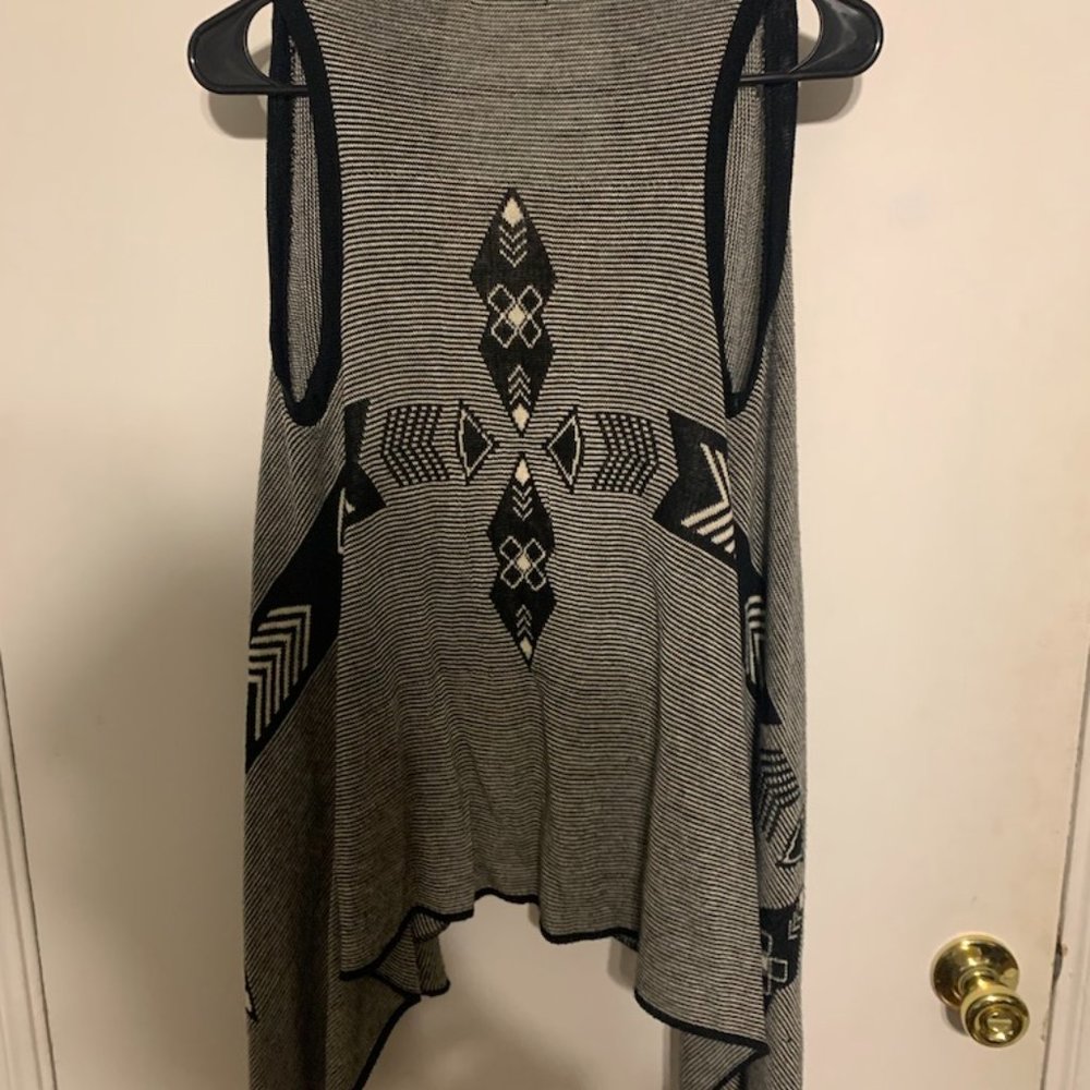 Vest - Picture 2 of 2